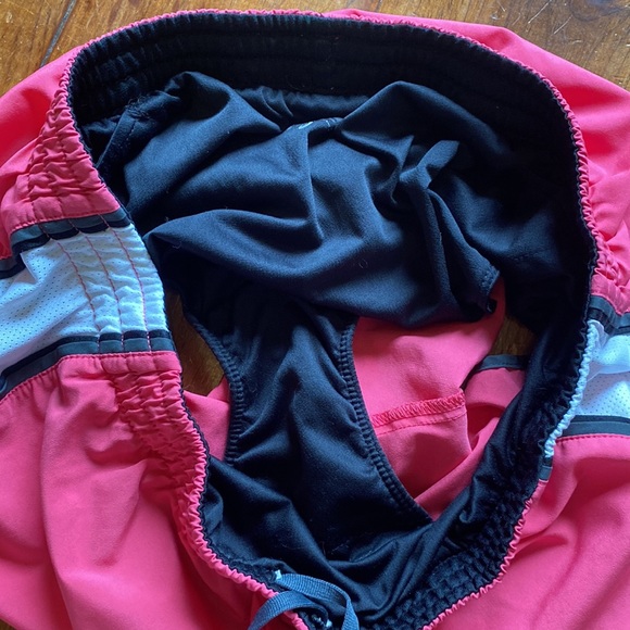 Nike Dri-fit Shorts - Picture 6 of 6